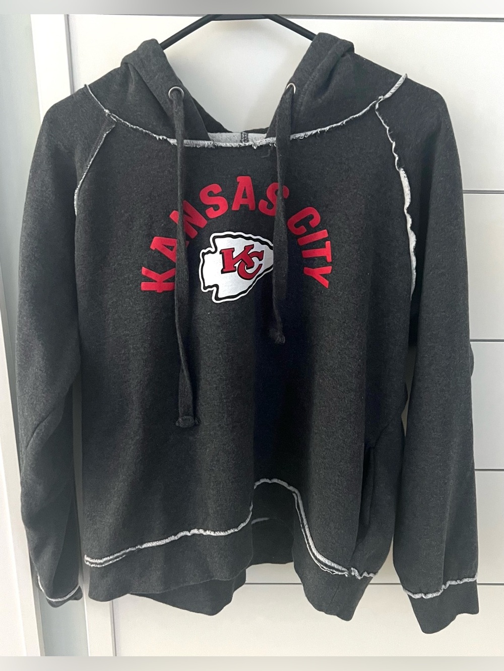 Women’s L Kansas City Chiefs NFL Team Apparel Warm Lined Hoodie